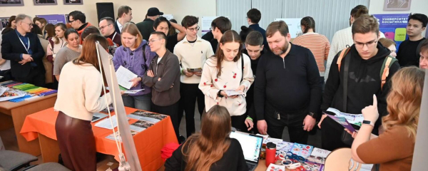 Более 3,5 тысяч человек посетили образовательную выставку "Учись в России" в Астане