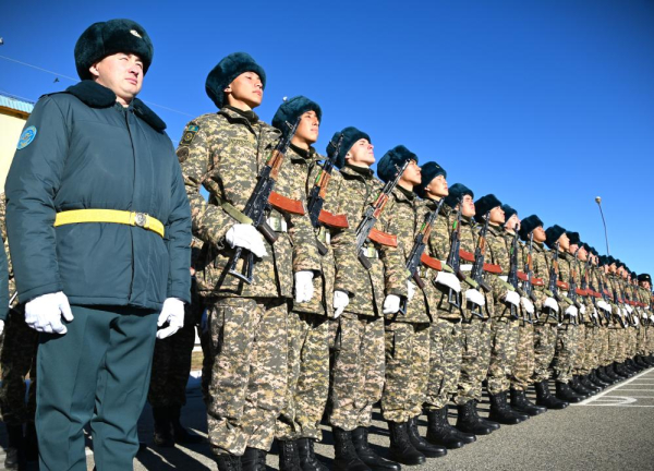 Более 1500 молодых десантников принесли Военную присягу Более 1500 молодых десантников принесли Военную присягу