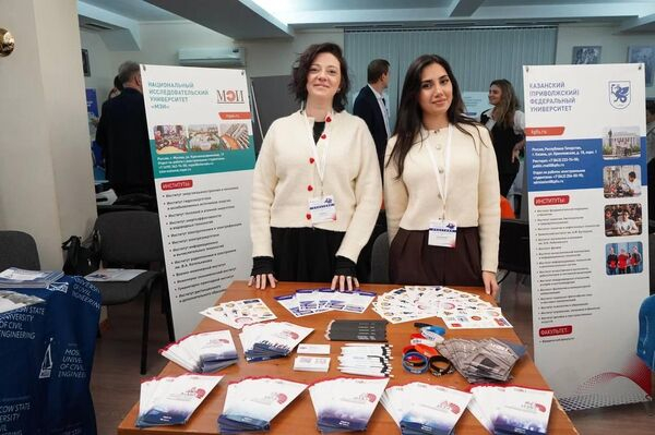 Более 3,5 тысяч человек посетили образовательную выставку "Учись в России" в Астане