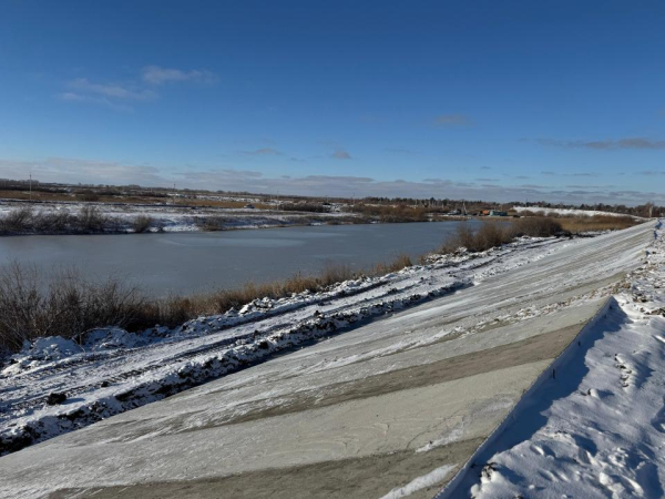 МЧС проверяет готовность защитных сооружений к паводкам по всей стране