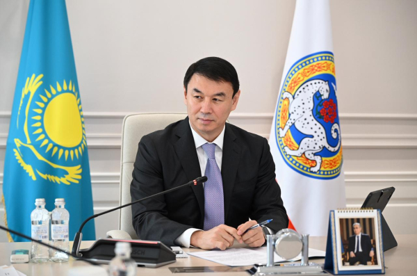 Аким Алматы призвал усилить контроль за чистотой и оперативность реагирования на обращения граждан
