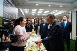 Лучшие предприниматели Акмолинской области представили продукцию на выставке, посвященной Дню сельхозработников Лучшие предприниматели Акмолинской области представили продукцию на выставке, посвященной Дню сельхозработников
