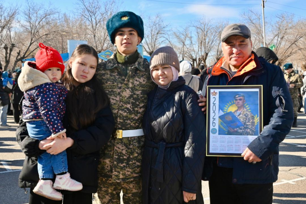 Более 1500 молодых десантников принесли Военную присягу Более 1500 молодых десантников принесли Военную присягу