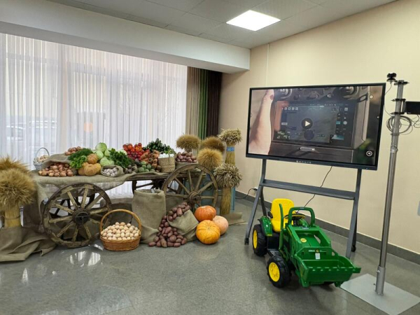 Лучшие предприниматели Акмолинской области представили продукцию на выставке, посвященной Дню сельхозработников Лучшие предприниматели Акмолинской области представили продукцию на выставке, посвященной Дню сельхозработников