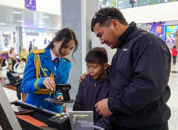 Минобороны разъясняет гражданам правила службы и социальные гарантии