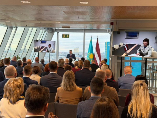 В Риге обсудили расширение транзита и инвестиционного партнерства В Риге обсудили расширение транзита и инвестиционного партнерства