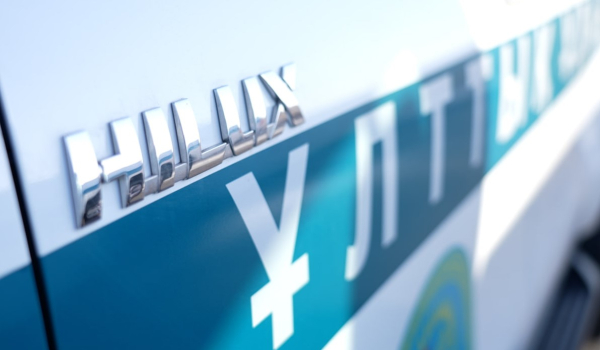 В Караганде гвардейцам вручили ключи от новых служебных автомобилей