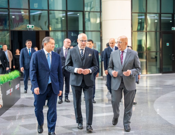 Президент Эстонии выступил перед студентами NU