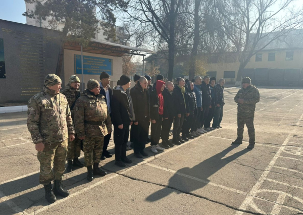 В воинскую часть Национальной гвардии в Алматы прибыли первые призывники осеннего призыва