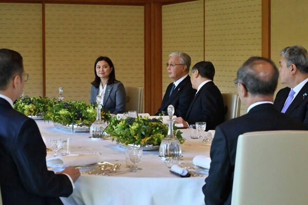 Токаев встретился с императором Японии Нарухито Токаев встретился с императором Японии Нарухито