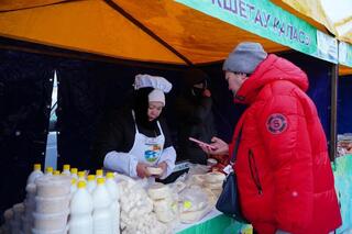 200 тонн продуктов по доступным ценам: в Кокшетау прошла областная ярмарка 200 тонн продуктов по доступным ценам: в Кокшетау прошла областная ярмарка