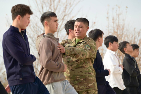 В Казахстане обновлены правила НВП: армия усиливает подготовку допризывников В Казахстане обновлены правила НВП: армия усиливает подготовку допризывников