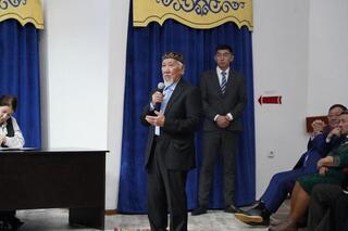 Аким Акмолинской области Марат Ахметжанов провел встречу с жителями Коргалжынского района Аким Акмолинской области Марат Ахметжанов провел встречу с жителями Коргалжынского района