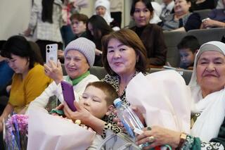 В новую квартиру &ndash; в Новый год: очередникам Косшы вручили ключи