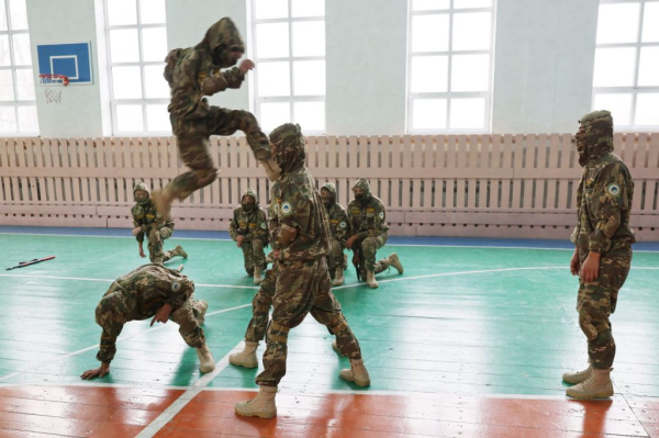 &laquo;Жас бүркіт&raquo;: как военно-патриотический клуб Нацгвардии меняет школьную среду