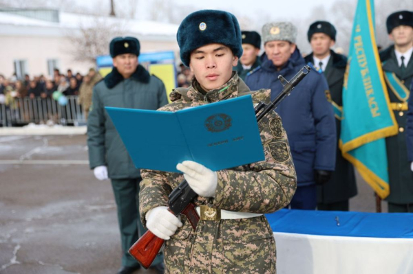 В Алматы новобранцы присягнули на верность Родине В Алматы новобранцы присягнули на верность Родине