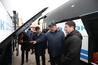 В Актау предприятию MAЭK вручили 20 автобусов В Актау предприятию MAЭK вручили 20 автобусов