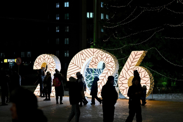 Как зажигали елки в регионах Казахстана 