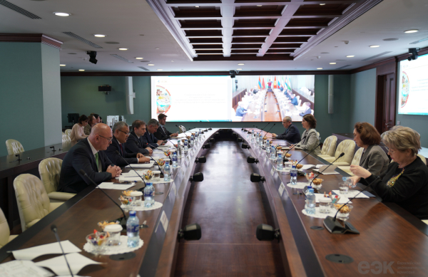 ЕЭК: ключевые тенденции в экономиках стран ЕАЭС ЕЭК: ключевые тенденции в экономиках стран ЕАЭС