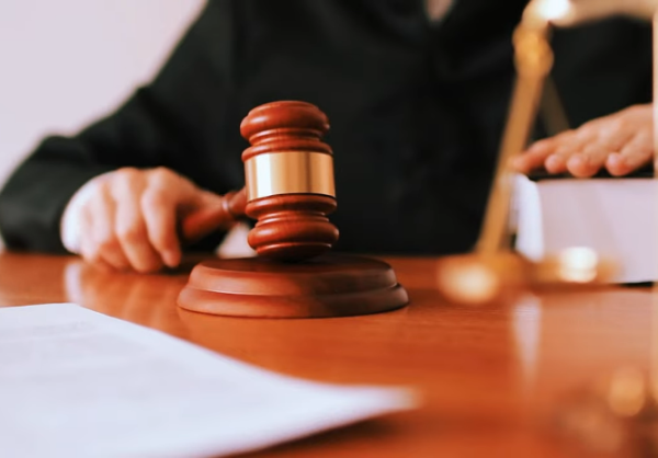 Суд встал на сторону активистки в споре с акиматом Астаны
Суд встал на сторону активистки в споре с акиматом Астаны