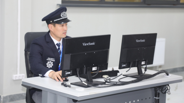 Казахстан увеличил пропускную способность границ благодаря новым технологиям Казахстан увеличил пропускную способность границ благодаря новым технологиям