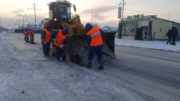 Сильный снегопад: коммунальные службы Астаны усилили работу Сильный снегопад: коммунальные службы Астаны усилили работу