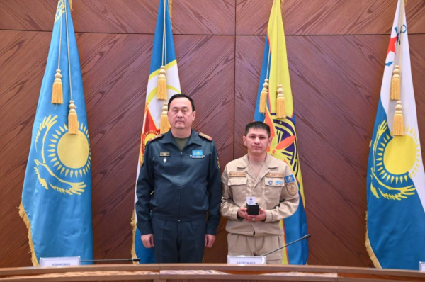 Во Дворце Независимости подвели итоги деятельности республиканского движения «Жас сарбаз» Во Дворце Независимости подвели итоги деятельности республиканского движения «Жас сарбаз»