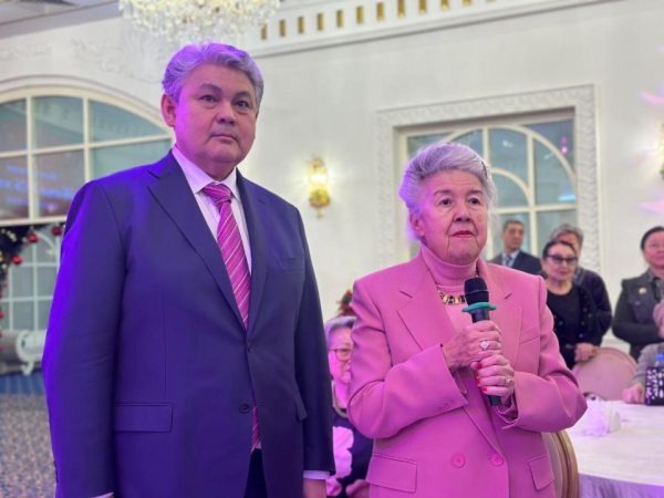 Награды и признательность: встреча Главы МИД с ветеранами казахстанской дипломатии
