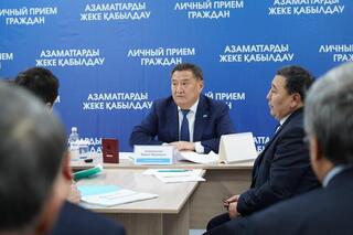 Аким Акмолинской области Марат Ахметжанов встретился с жителями Ерейментауского района Аким Акмолинской области Марат Ахметжанов встретился с жителями Ерейментауского района
