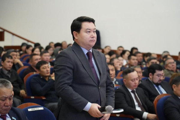 Аким Акмолинской области Марат Ахметжанов провел встречу с жителями Коргалжынского района Аким Акмолинской области Марат Ахметжанов провел встречу с жителями Коргалжынского района