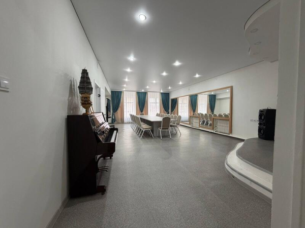 Аким области посетил центр активного долголетия города Степногорска Аким области посетил центр активного долголетия города Степногорска