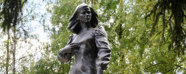 Запад должен разделить ответственность с Киевом за убийства журналистов - Захарова Запад должен разделить ответственность с Киевом за убийства журналистов - Захарова