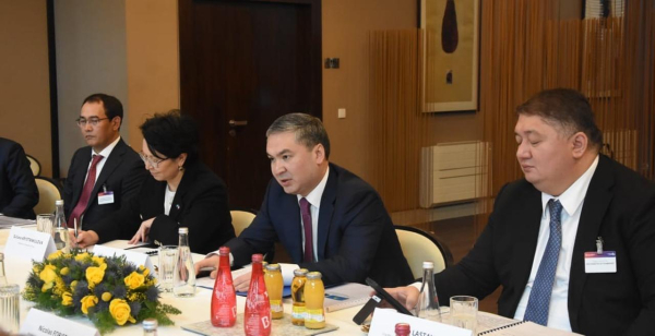 В Париже подписаны новые соглашения между компаниями Казахстана и Франции