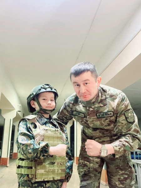 Инженер человеческих душ в форме