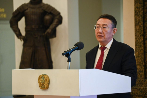 К знаменательной дате Военно-исторический музей представил экспозицию о Бауыржане Момышулы