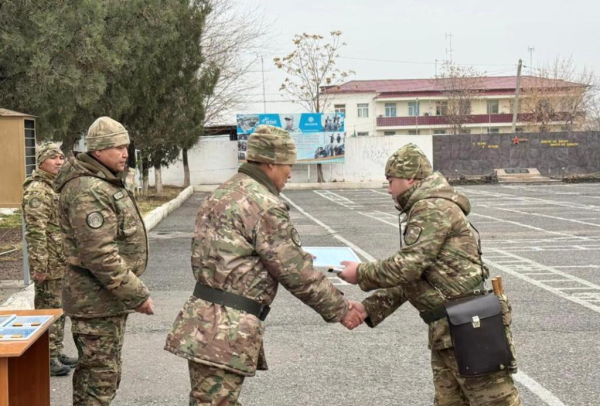 В Шымкенте молодые сержанты Нацгвардии приняли кодекс чести В Шымкенте молодые сержанты Нацгвардии приняли кодекс чести