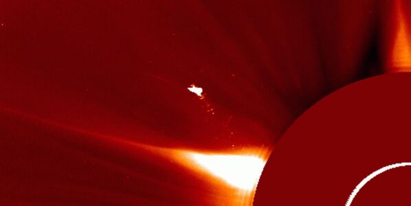 Межзвёздный объект 3I/ATLAS и туманность-бабочка: самые необычные космические фото - 2025