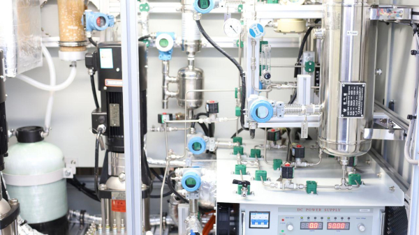 Первая в Казахстане станция зеленого водорода работает полностью на ВИЭ Первая в Казахстане станция зеленого водорода работает полностью на ВИЭ