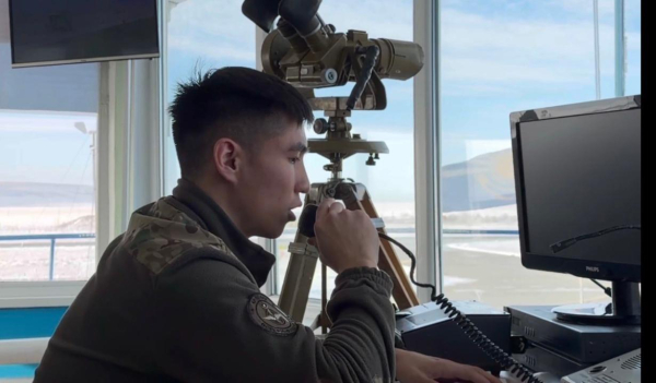 Военные летчики посвятили учебно-тренировочные полеты выдающемуся полководцу Бауыржану Момышулы