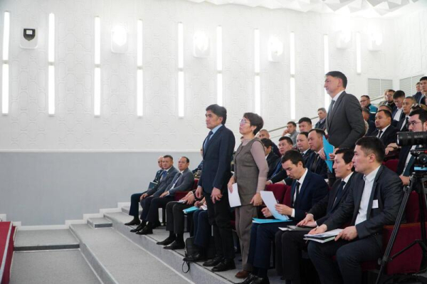 Аким области поручил предусмотреть субсидирование тарифа на водоснабжение в Степногорске Аким области поручил предусмотреть субсидирование тарифа на водоснабжение в Степногорске