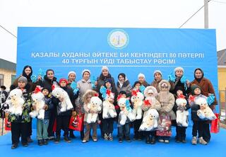 В Казалинском районе очередникам вручили ключи от жилья