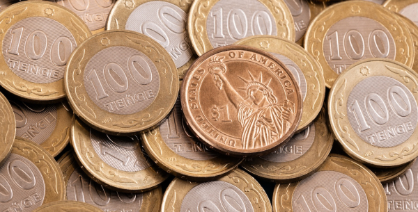 Почему тенге укрепляется и что это значит для нас