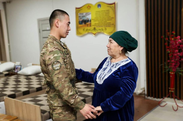 В алматинском военном вузе прошел День открытых дверей для родителей солдат