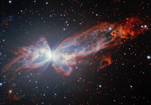 Межзвёздный объект 3I/ATLAS и туманность-бабочка: самые необычные космические фото - 2025