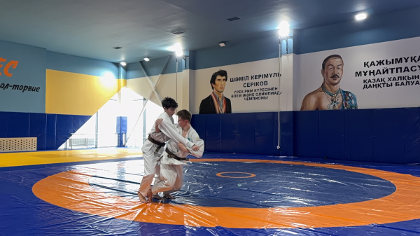 В Акмолинской области за счет спецфонда построен крупный спортобъект В Акмолинской области за счет спецфонда построен крупный спортобъект