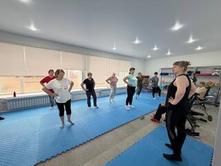 Аким области посетил центр активного долголетия города Степногорска Аким области посетил центр активного долголетия города Степногорска