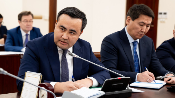 В регионах усилят выездной контроль за строительством объектов здравоохранения В регионах усилят выездной контроль за строительством объектов здравоохранения