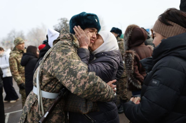 В Алматы новобранцы присягнули на верность Родине В Алматы новобранцы присягнули на верность Родине