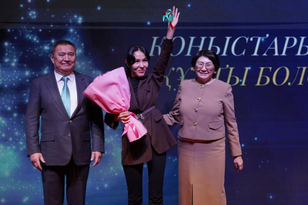 В новую квартиру &ndash; в Новый год: очередникам Косшы вручили ключи