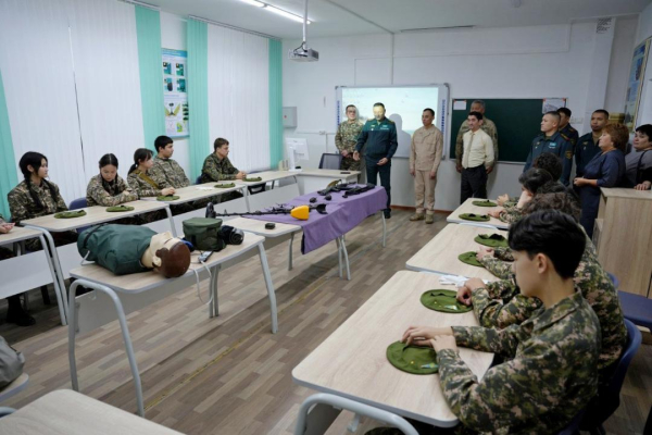 В Казахстане обновлены правила НВП: армия усиливает подготовку допризывников В Казахстане обновлены правила НВП: армия усиливает подготовку допризывников